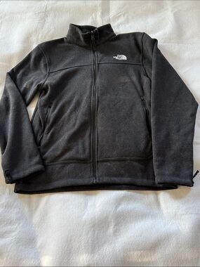 The North Face Men’s Black Full-Zip Fleece Jacket with Logo